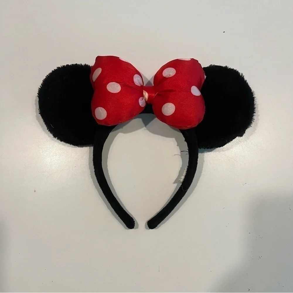 MINNIE Mouse Ears headband with red bow from Disney world